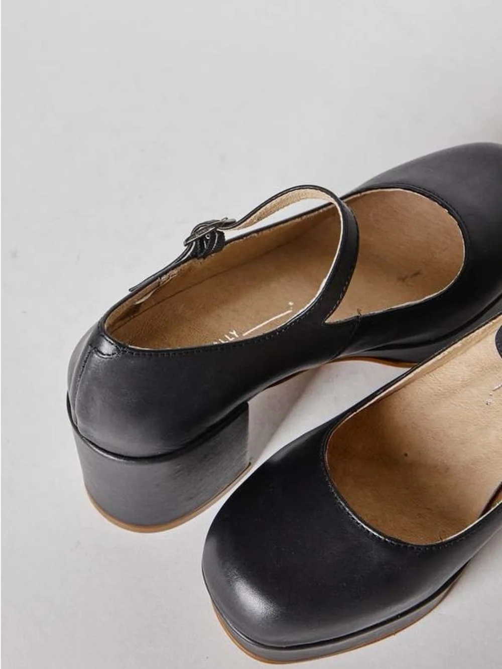 Intentionally Blank Taft Platform Mary Jane in Black